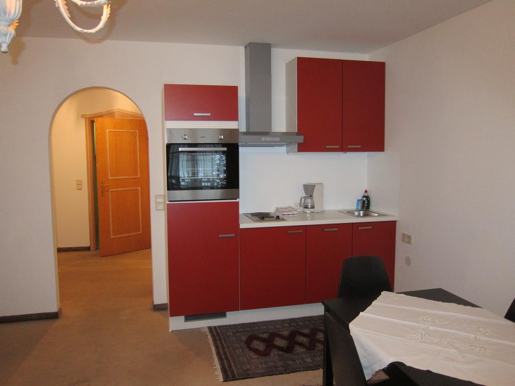 Gasthof Dorfkrug Fulpmes Ruang foto